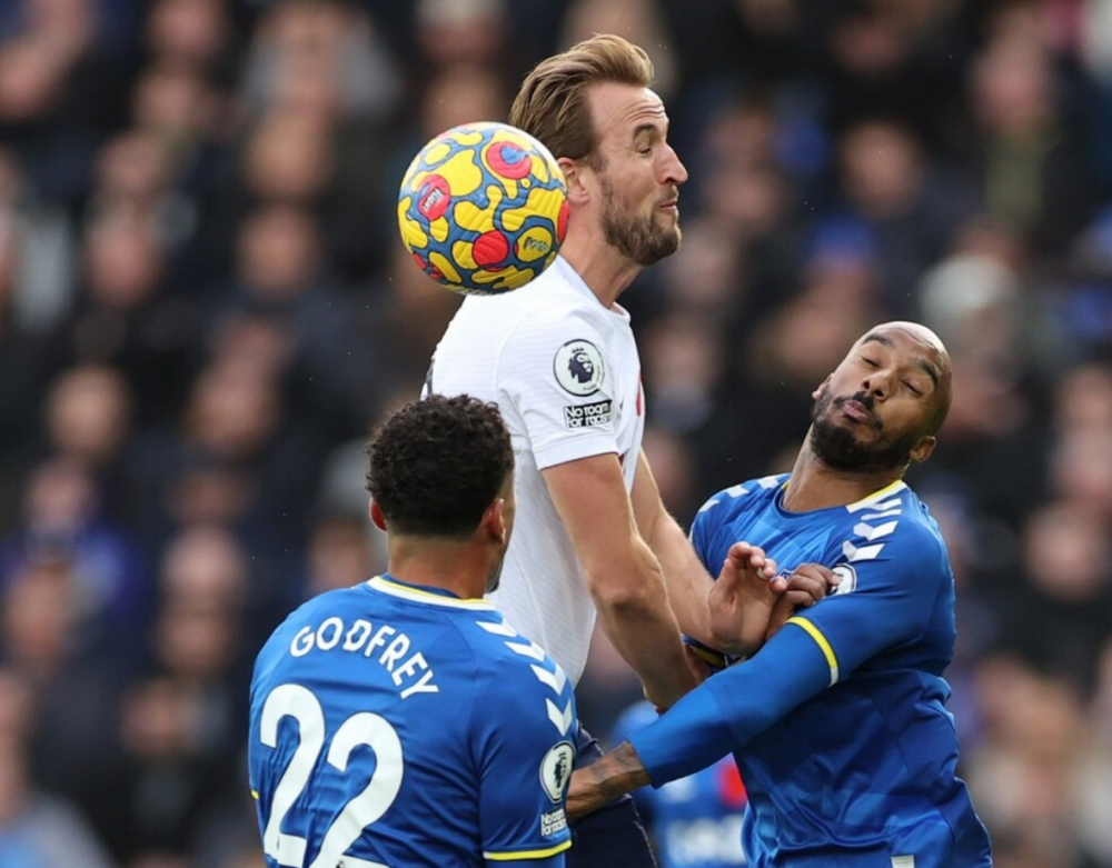  孙兴慜戴帽助热刺客场大胜埃弗顿全取三分