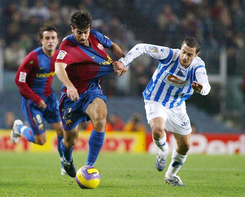  霍芬海姆前锋帽子戏法，独中三元助队登顶积分榜  